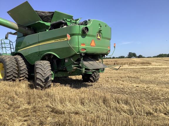 Photo of 2021 John Deere S790