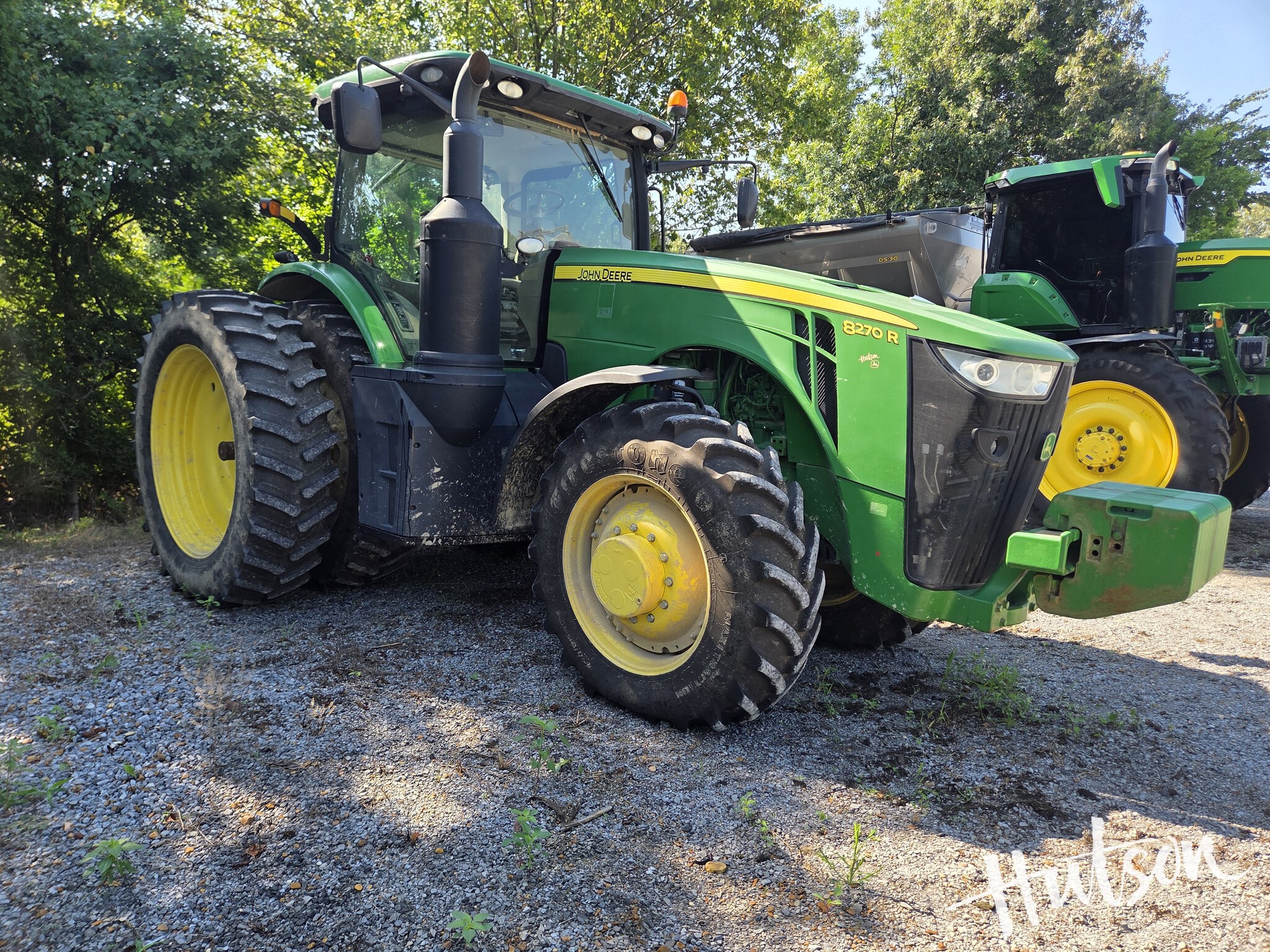 2016 John Deere 8270R