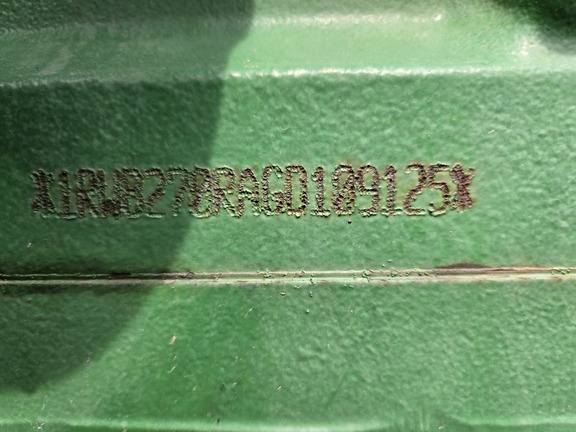 Photo of 2016 John Deere 8270R