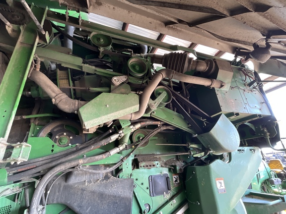 Photo of 2016 John Deere S670