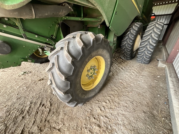 Photo of 2016 John Deere S670