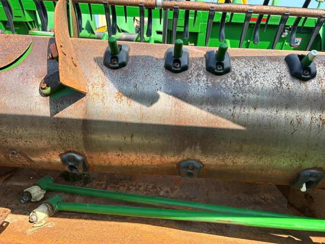 2004 John Deere 630F Combine Platforms