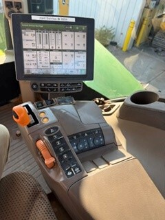 2017 John Deere 9R 570