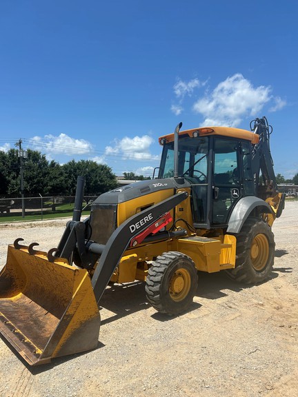 Photo of a 2022 John Deere 310L EP