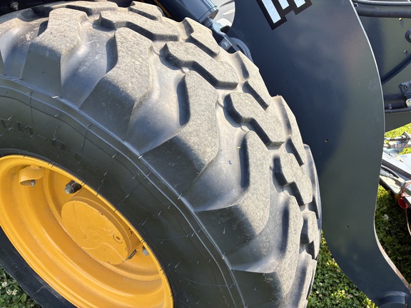 2024 John Deere 324 P - Photo14