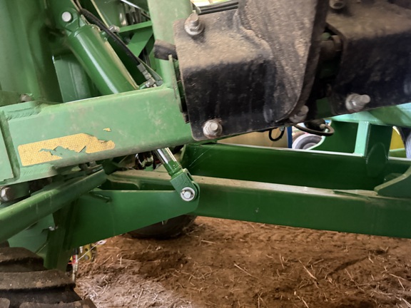 Photo of 2024 John Deere 2680H