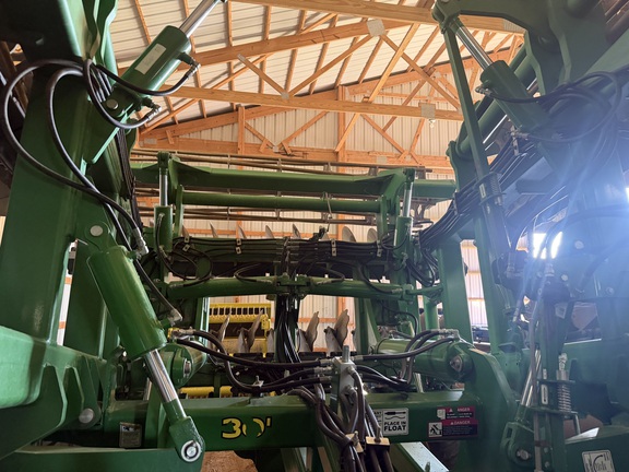 Photo of 2024 John Deere 2680H