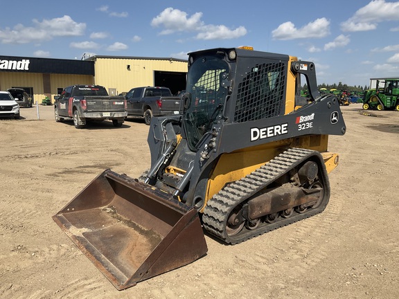 Photo of 2014 John Deere 323E