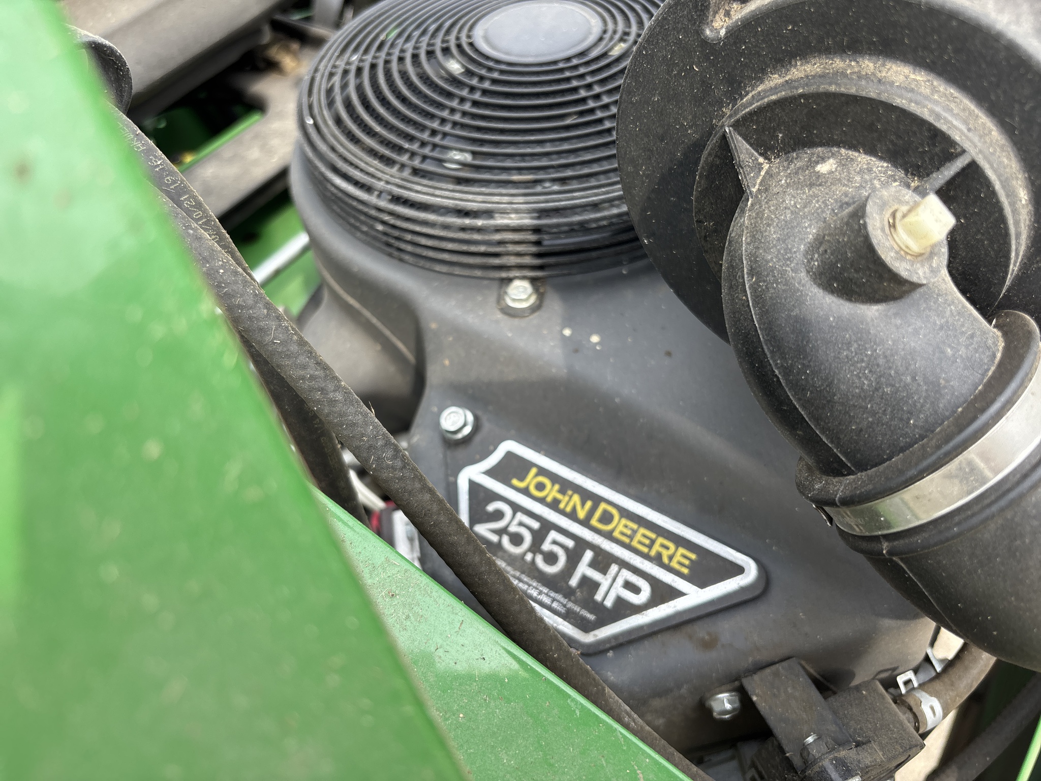 Used 2022 John Deere Z930M Zero Turn Mowers at Koenig Equipment in Urbana, OH - PhotoXL11
