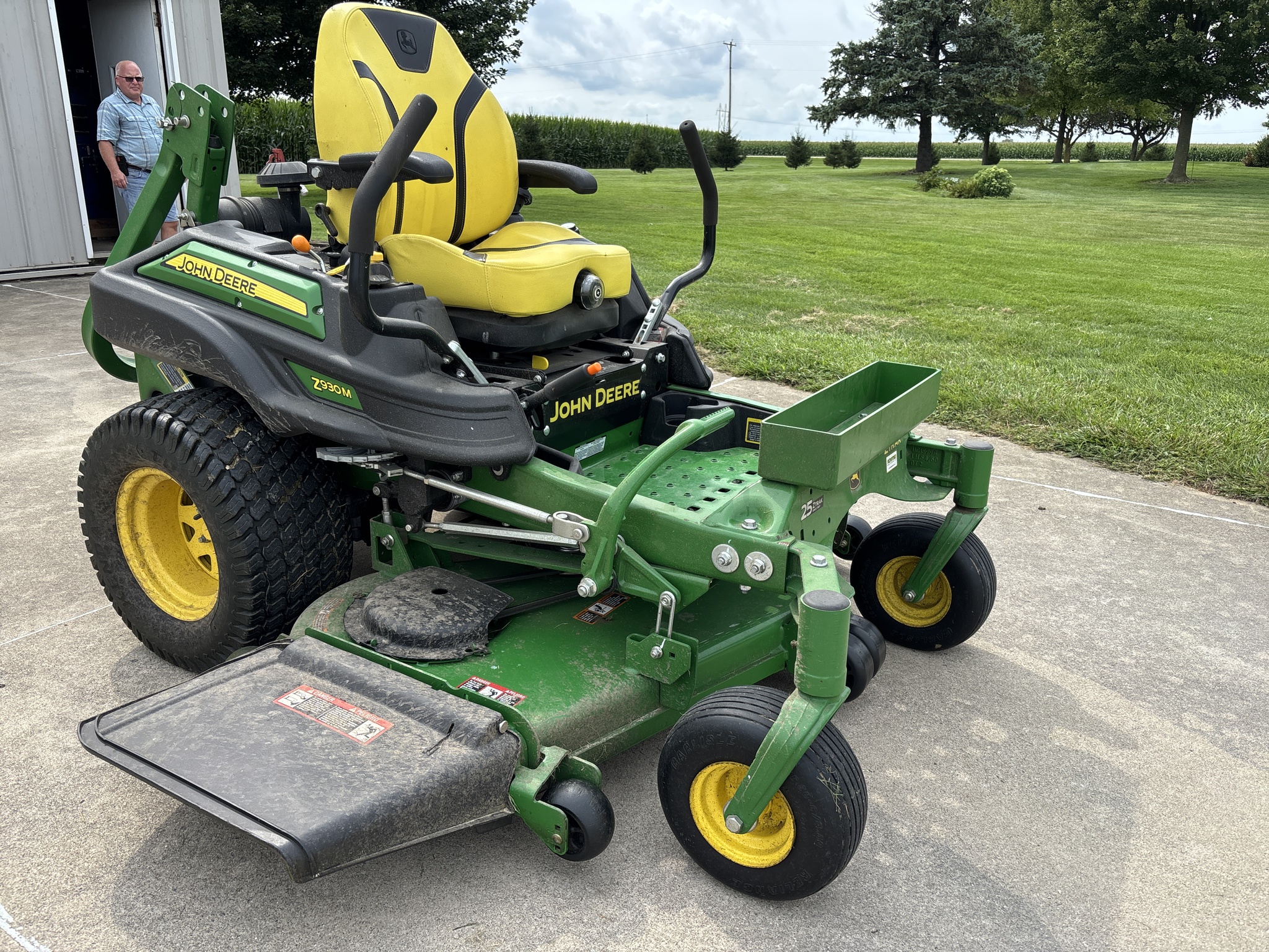 Used 2022 John Deere Z930M Zero Turn Mowers at Koenig Equipment in Urbana, OH - PhotoXL0