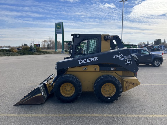 2018 John Deere 332G
