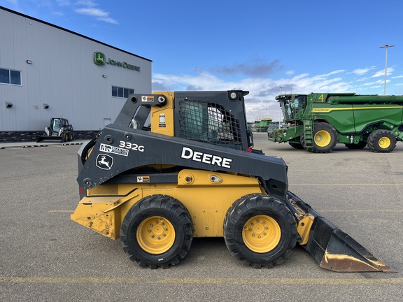 2018 John Deere 332G