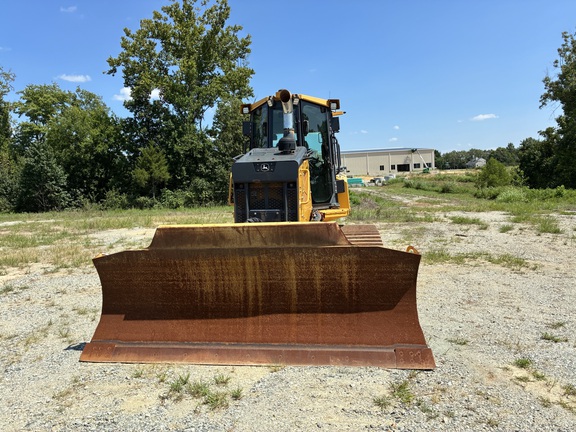 2022 John Deere 700L