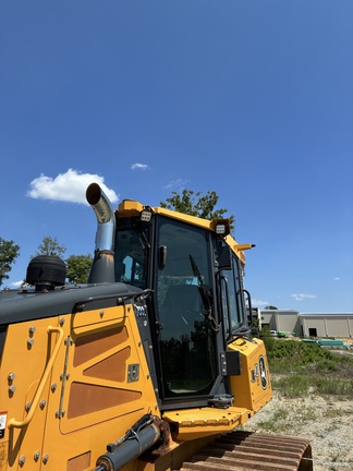 2022 John Deere 700L