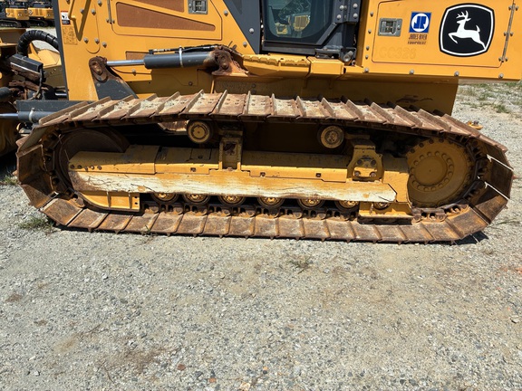 2022 John Deere 700L