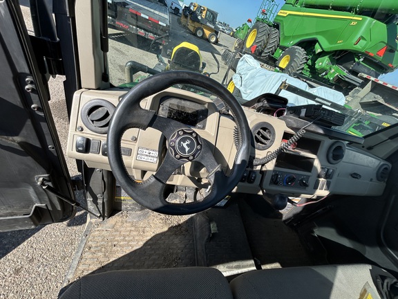 Used 2022 John Deere XUV 835R ATVs & Gators at Horizon Ag & Turf in Lloydminster, AB - Photo9
