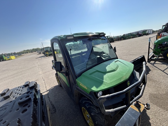 Used 2022 John Deere XUV 835R ATVs & Gators at Horizon Ag & Turf in Lloydminster, AB - Photo12