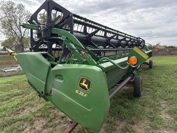 2012 John Deere 635F Used Equipment