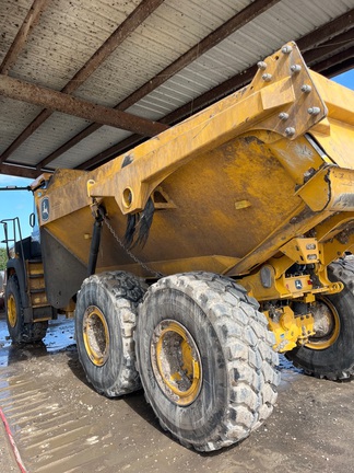 2024 John Deere 410 P