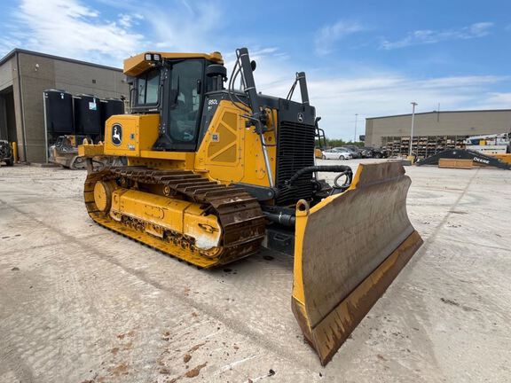 Photo of 2024 John Deere 850L