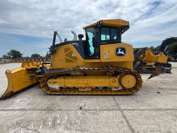2024 John Deere 850L