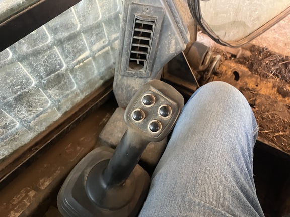 2015 John Deere 333E - Photo12