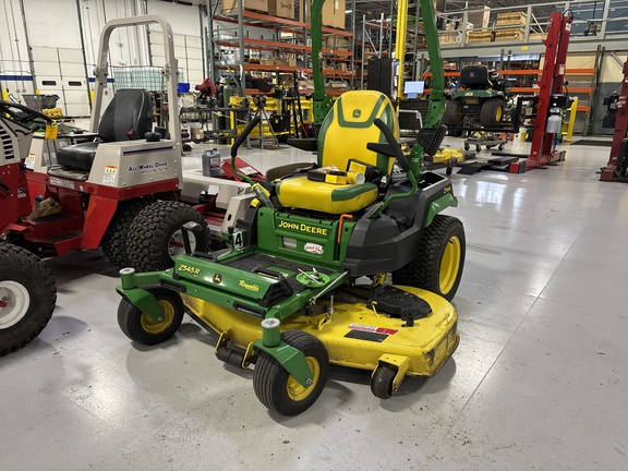 Used 2022 John Deere Z545 Zero Turn Mowers at Koenig Equipment in Knightstown, IN - Photo7