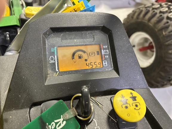 Used 2022 John Deere Z545 Zero Turn Mowers at Koenig Equipment in Knightstown, IN - Photo9