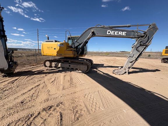 2014 John Deere 160G LC