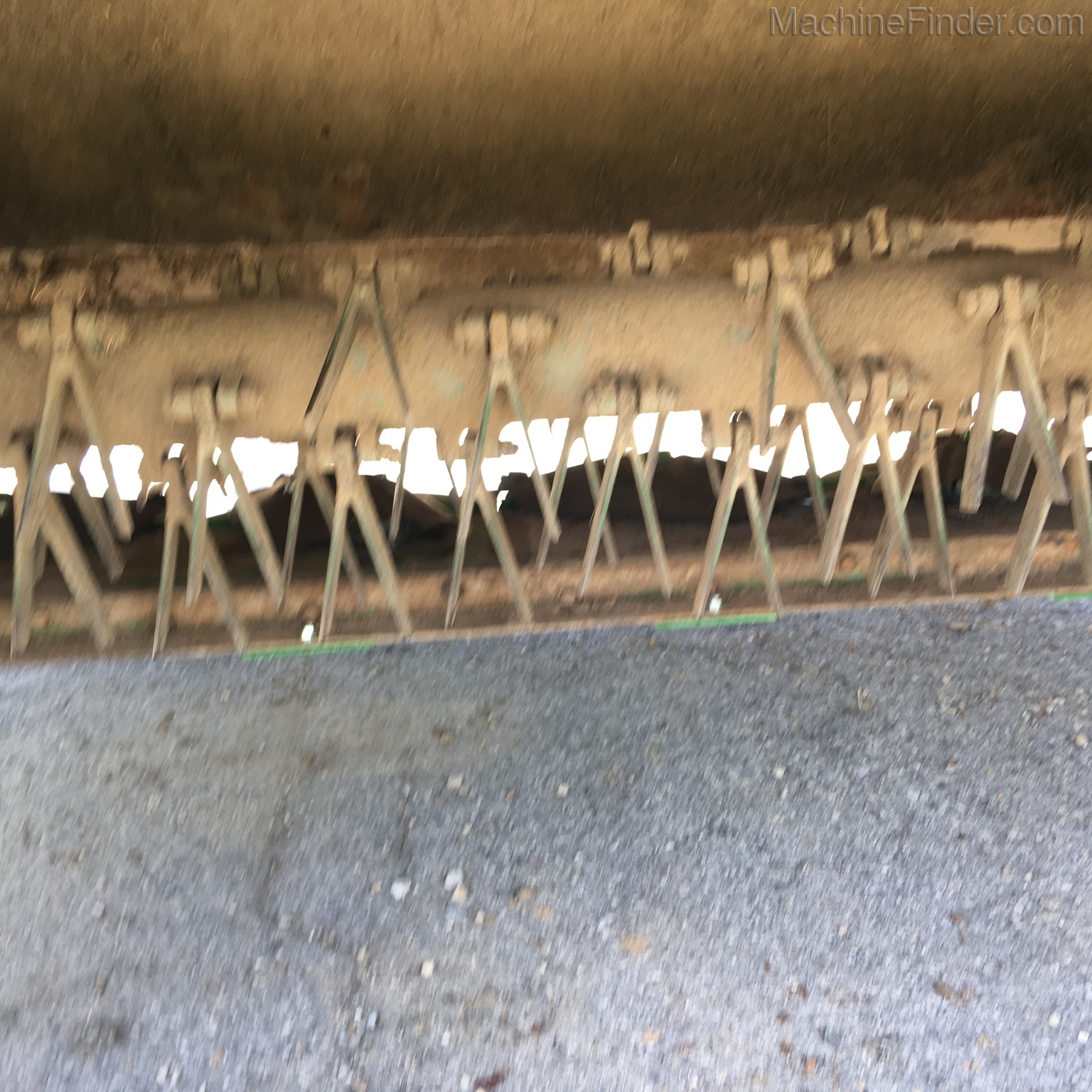 2013 John Deere 630 Image 7