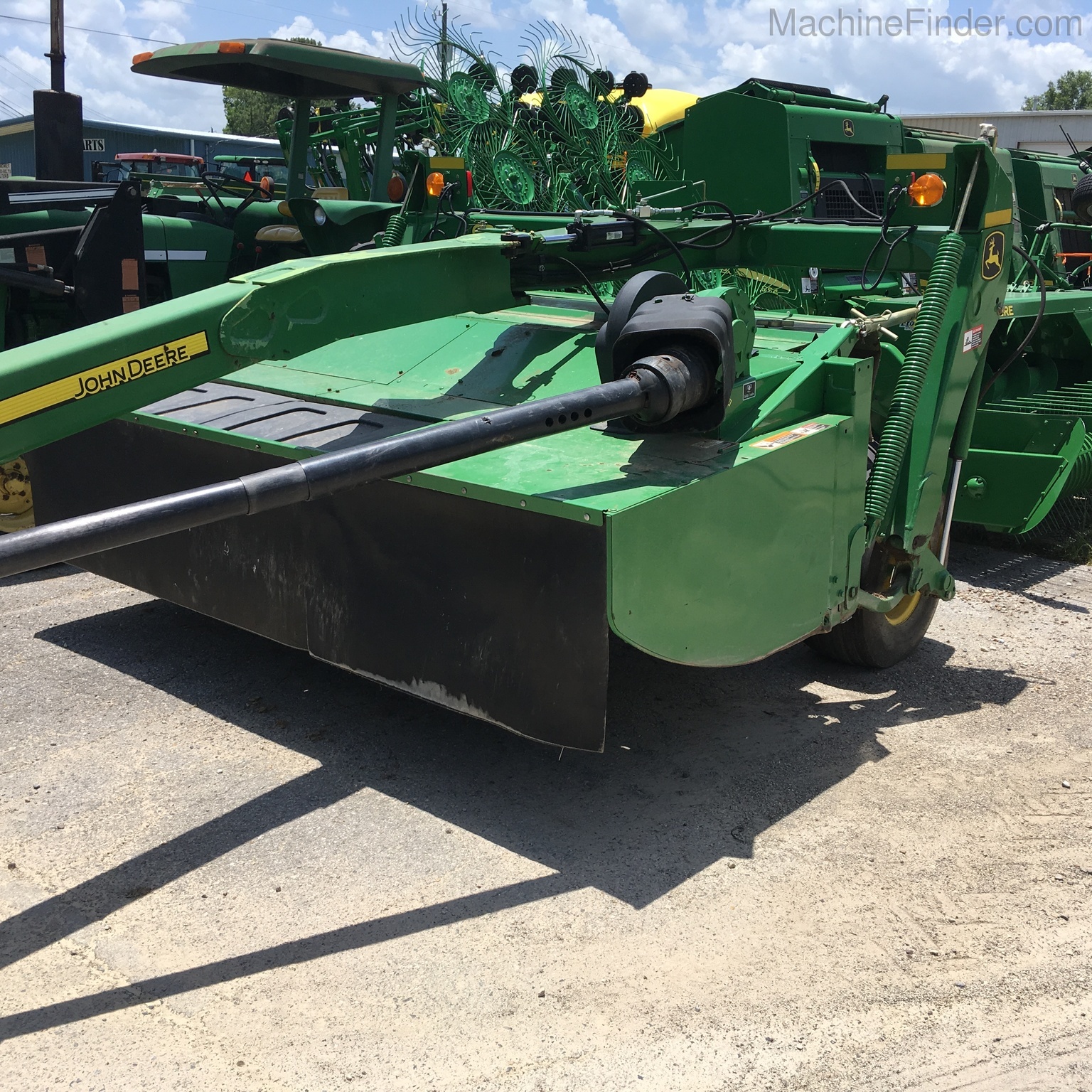 2013 John Deere 630 Image 1