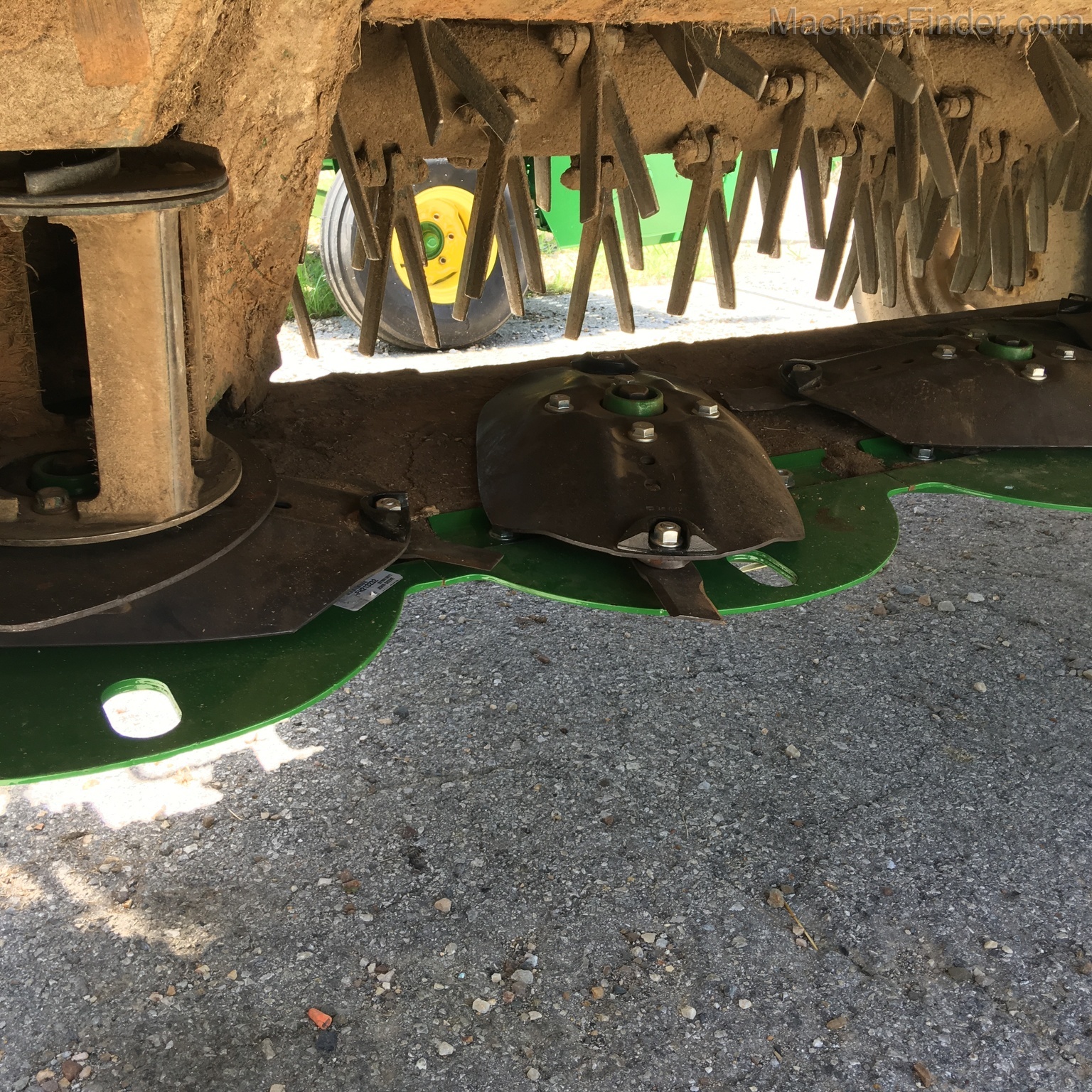 2013 John Deere 630 Image 8