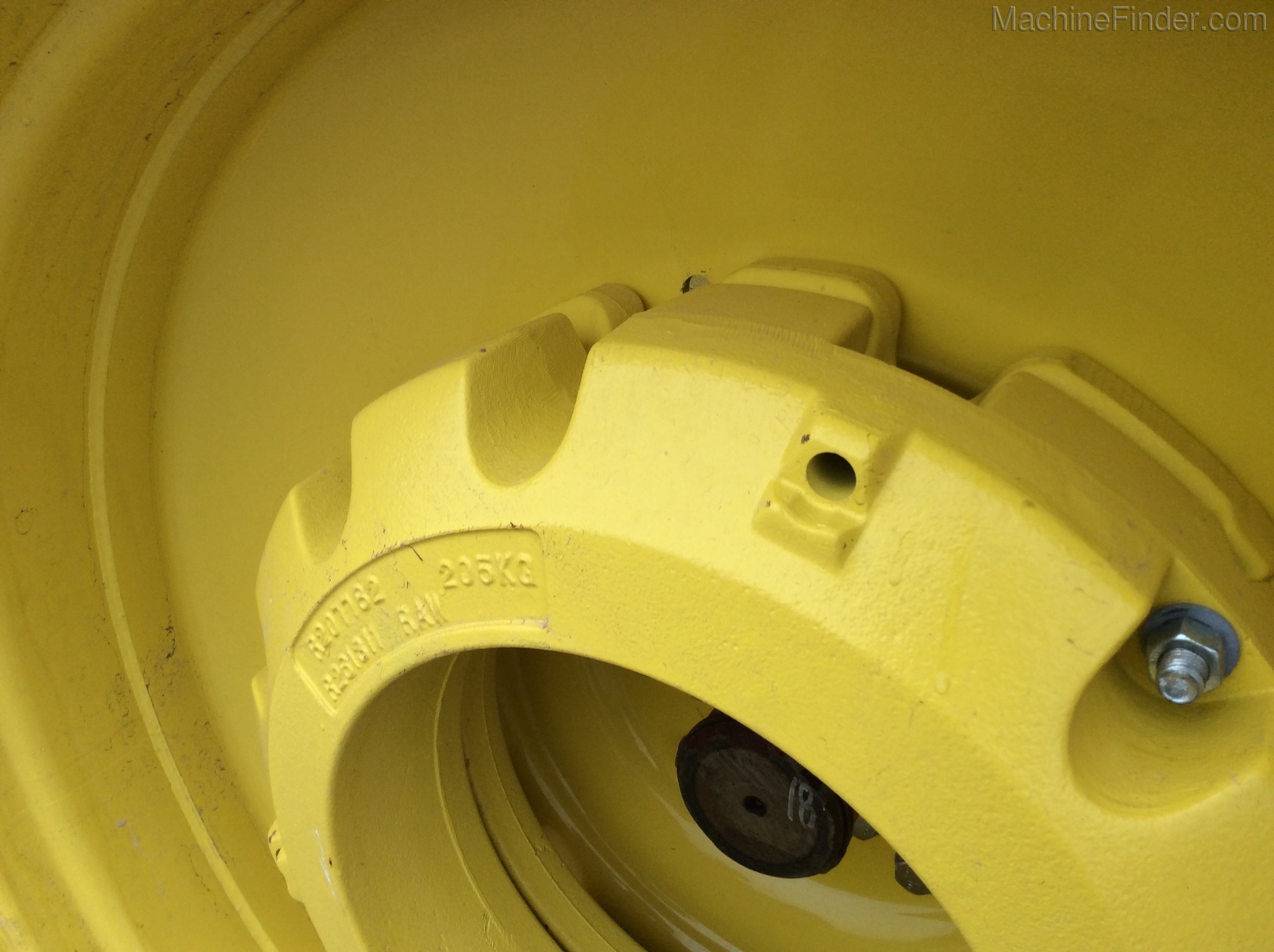 2016 John Deere 8245R Image 14