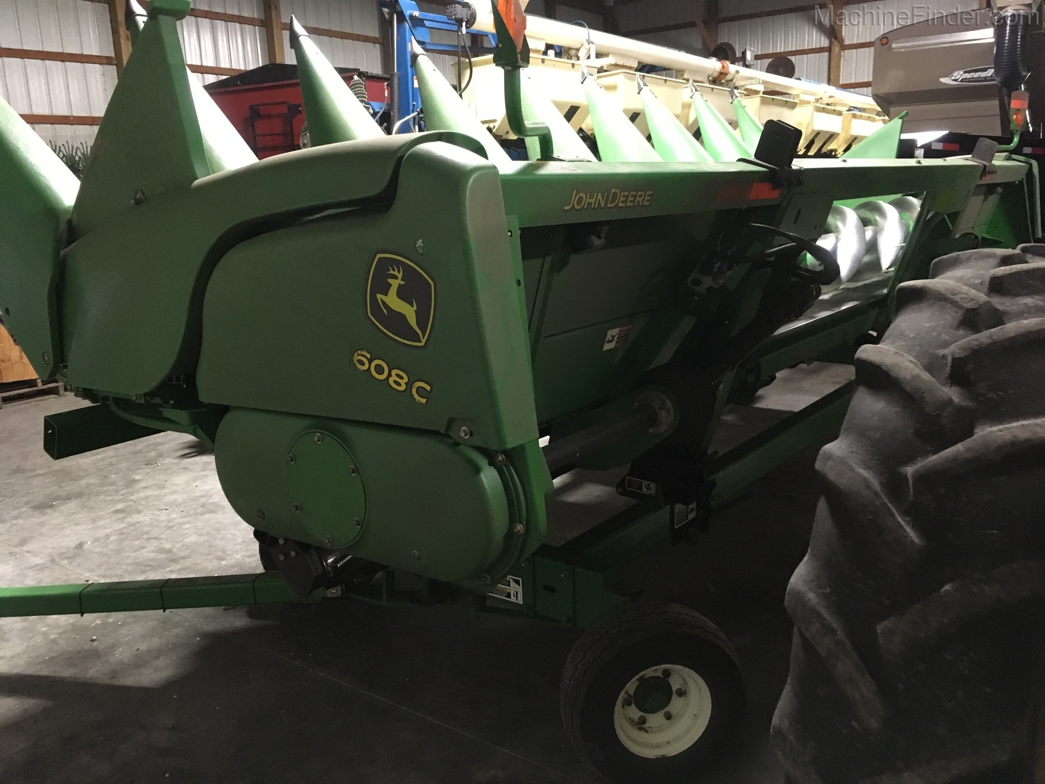 2010 John Deere 608C Image 7