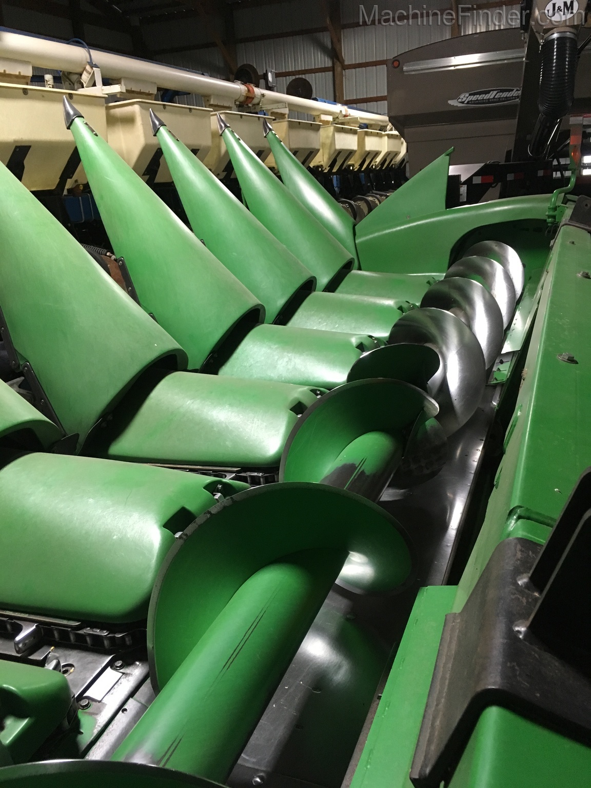 2010 John Deere 608C Image 1