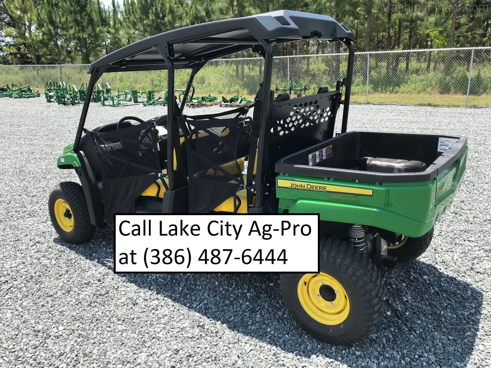 2020 John Deere 560E S4 Image 4