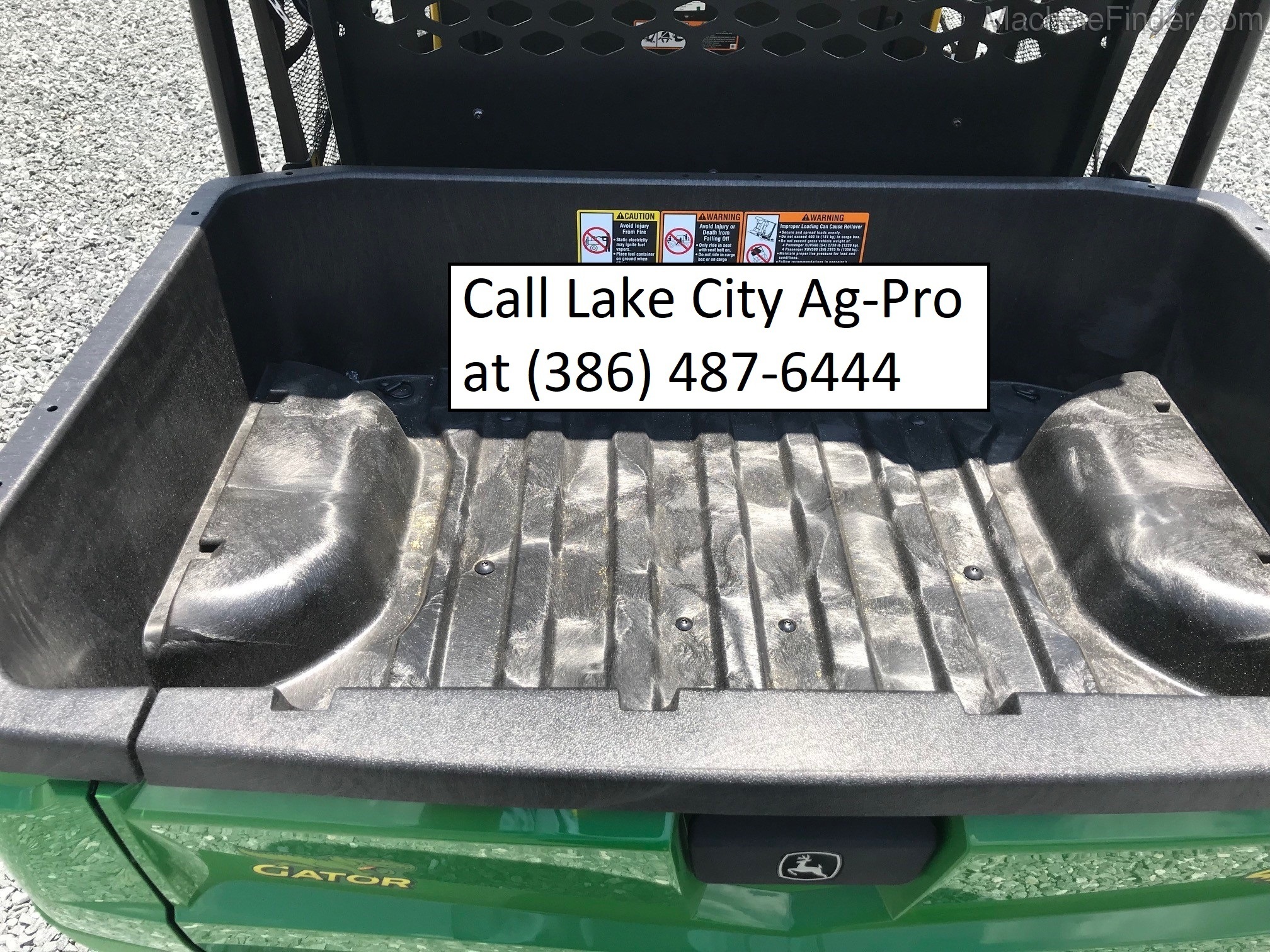 2020 John Deere 560E S4 Image 12