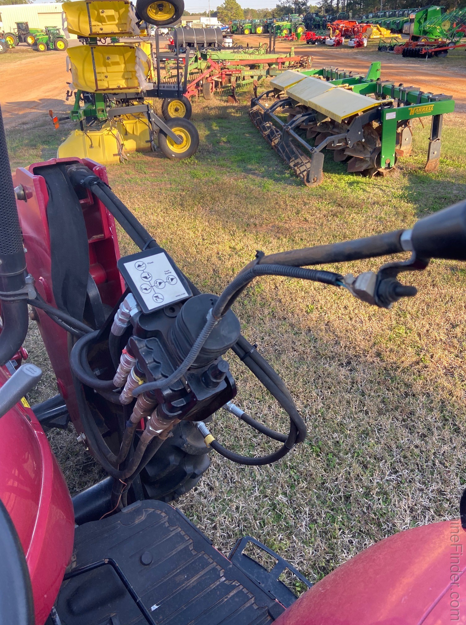 2017 Mahindra MH M85 Image 6