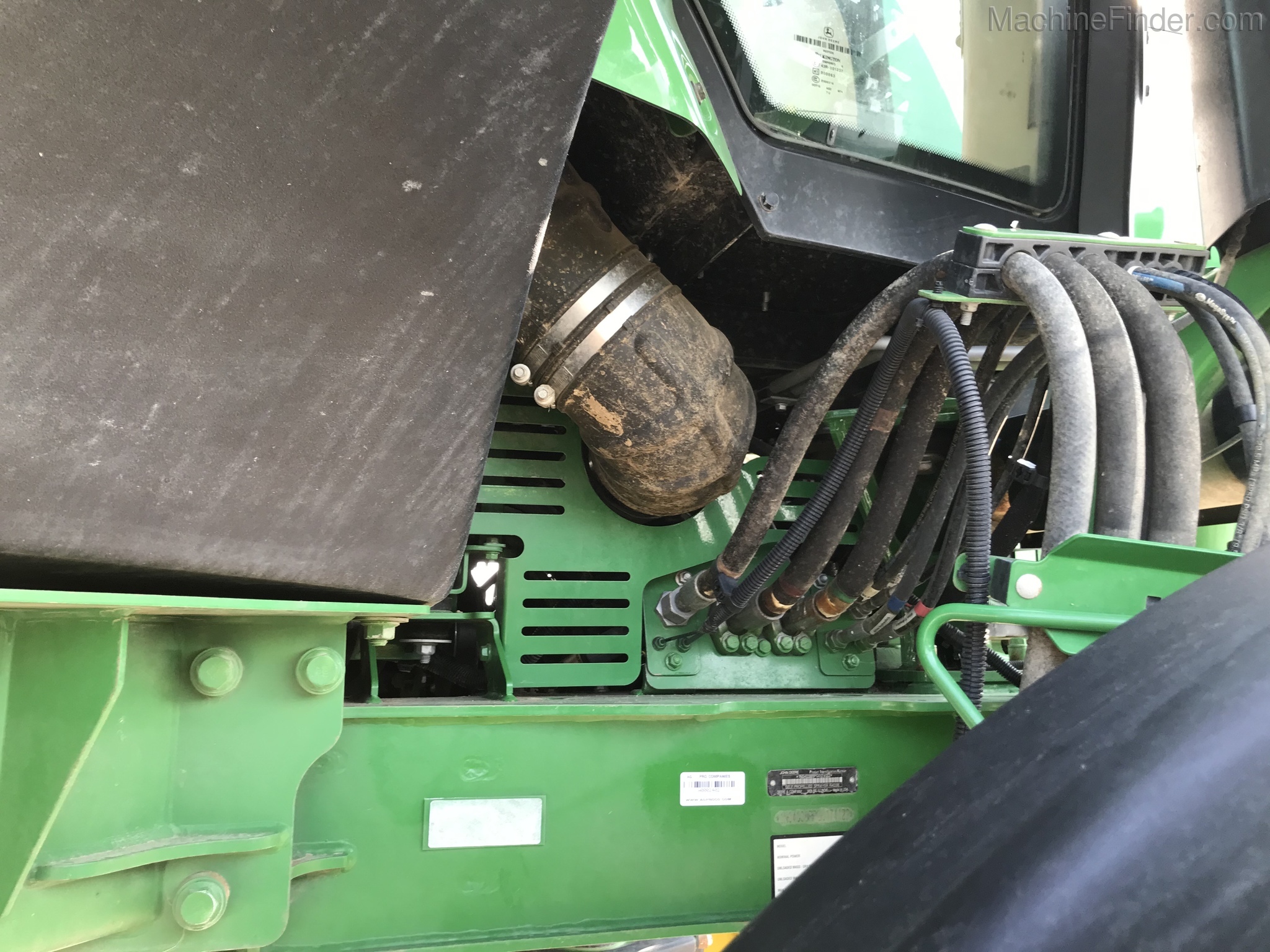 2016 John Deere R4038 Image 13