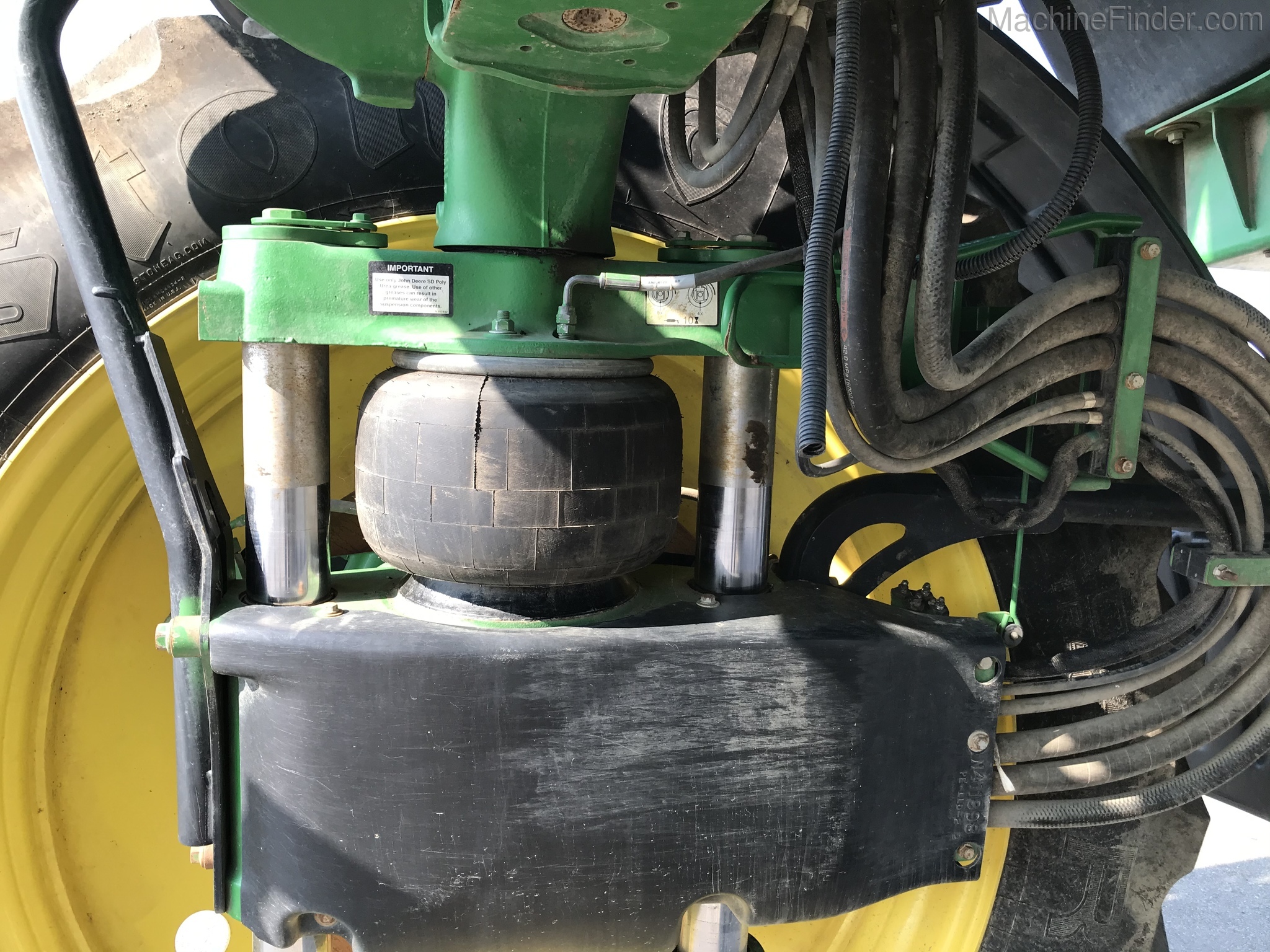2016 John Deere R4038 Image 10