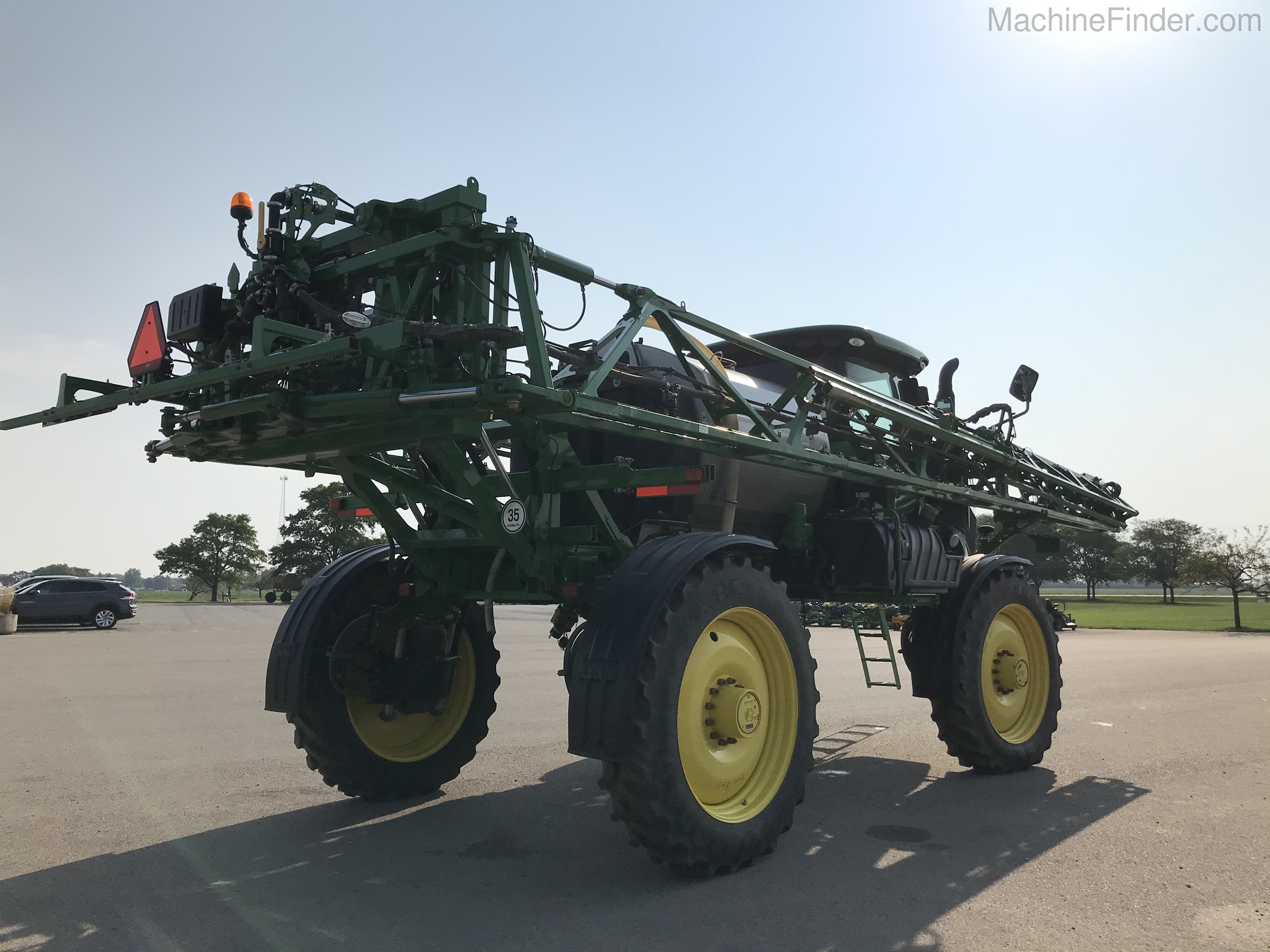 2016 John Deere R4038 Image 4