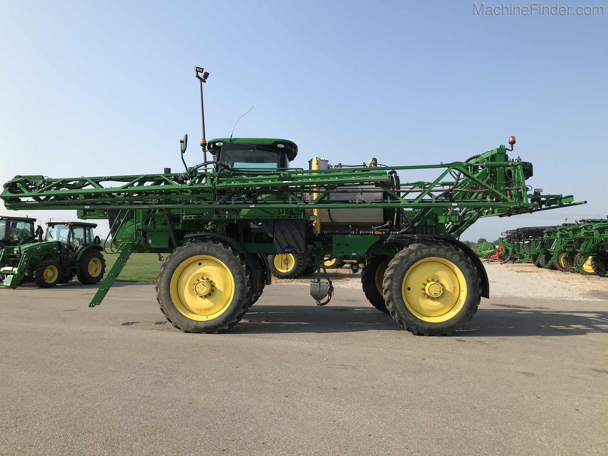 2016 John Deere R4038 Image 7