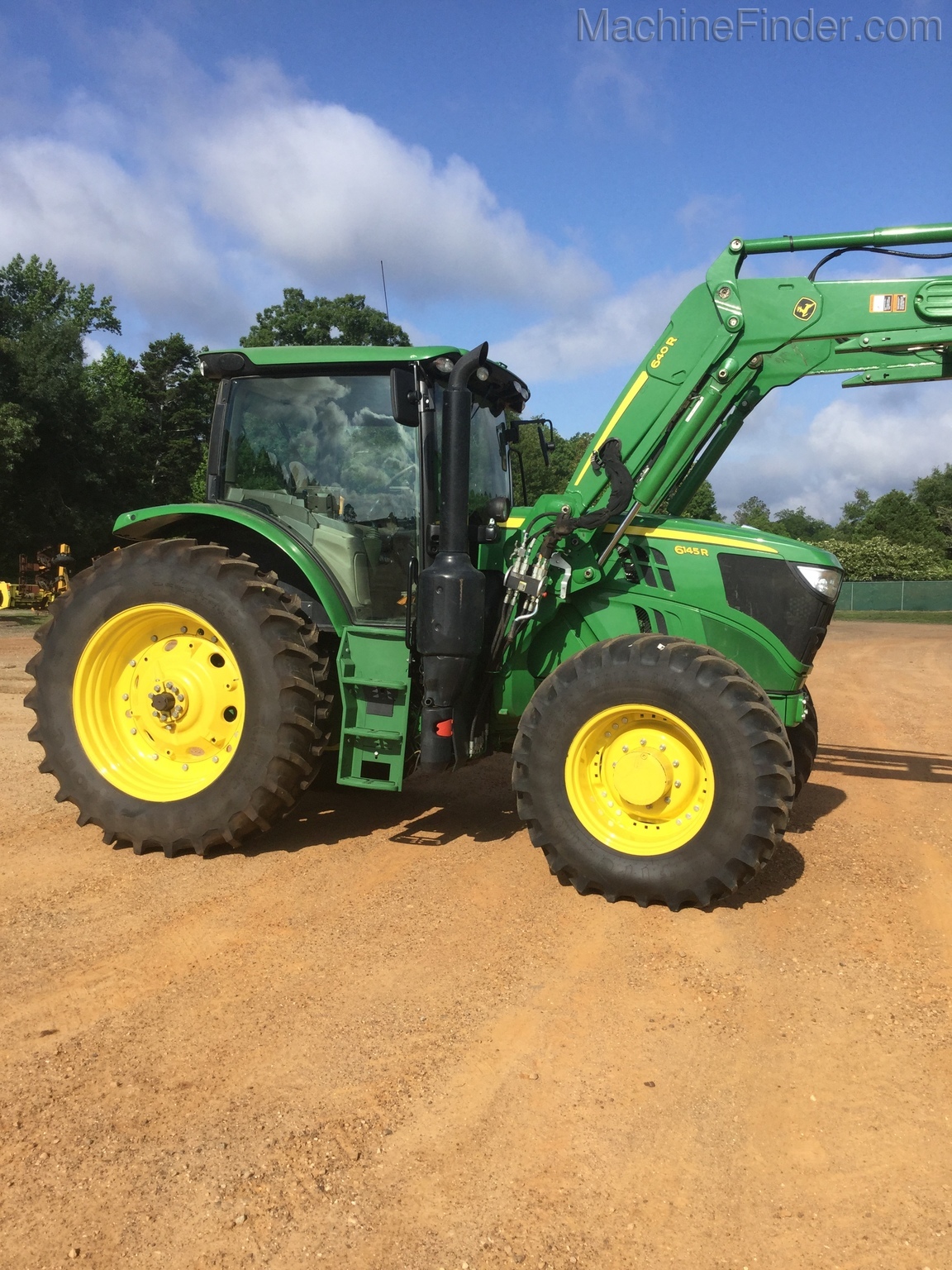 2018 John Deere 6145R Image 4