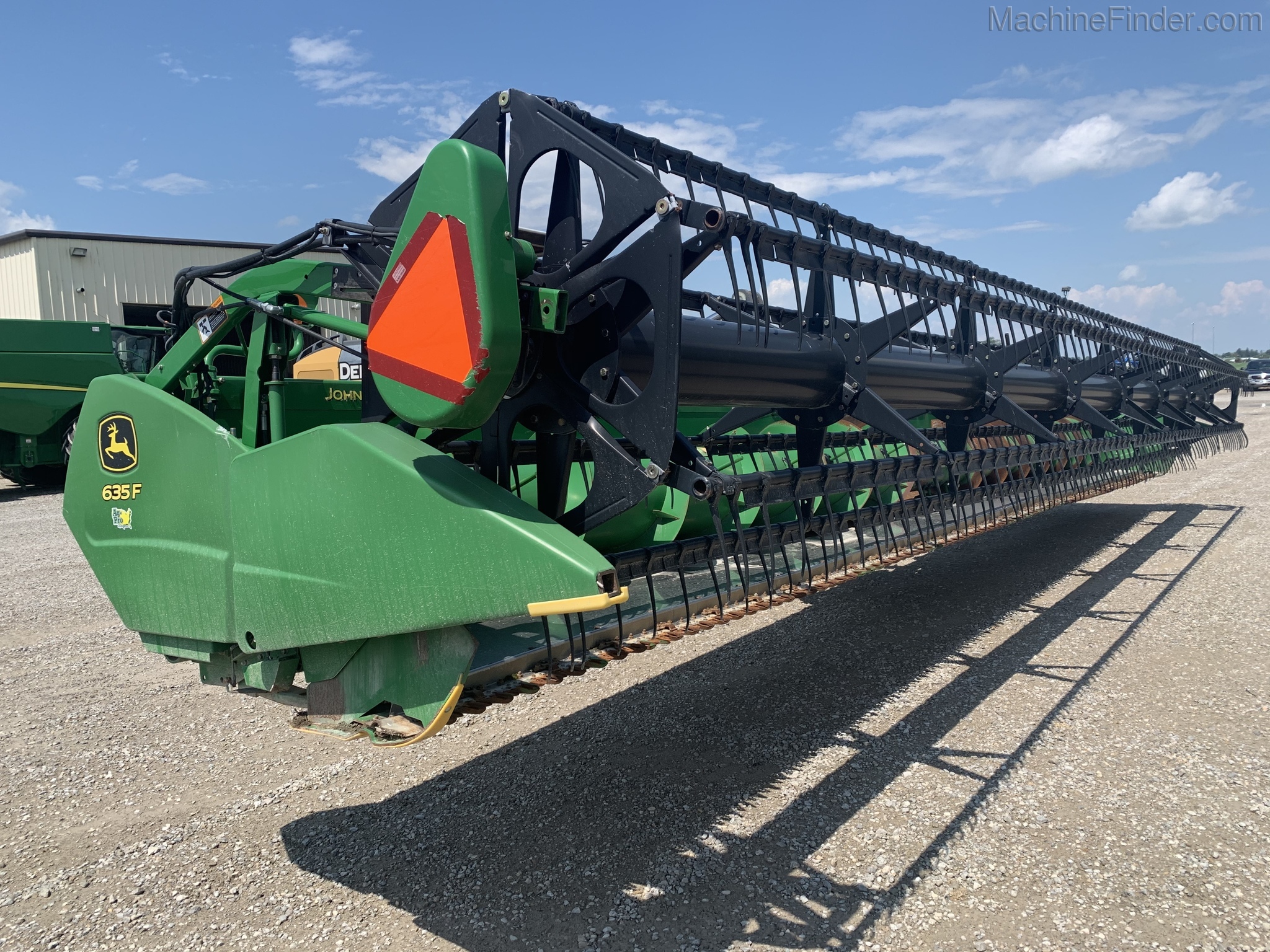 2009 John Deere 635F Image 1