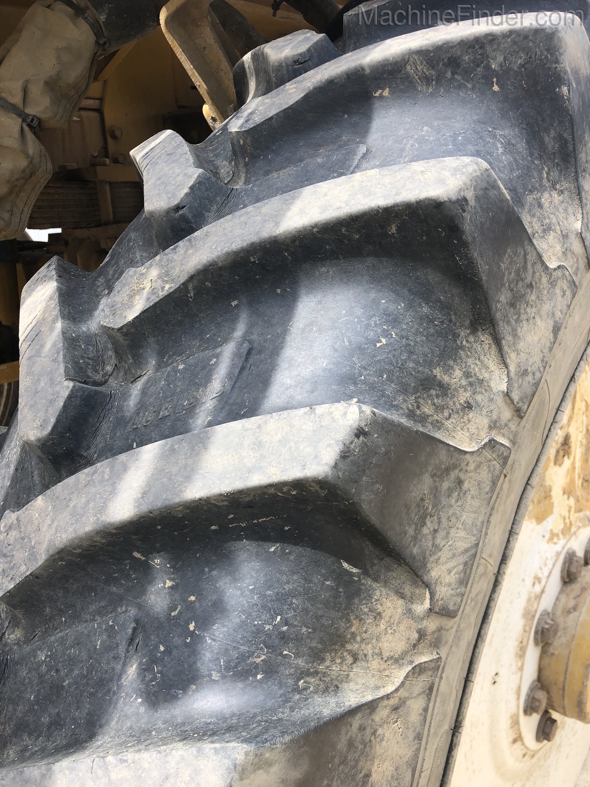 1998 RoGator 854 Image 8