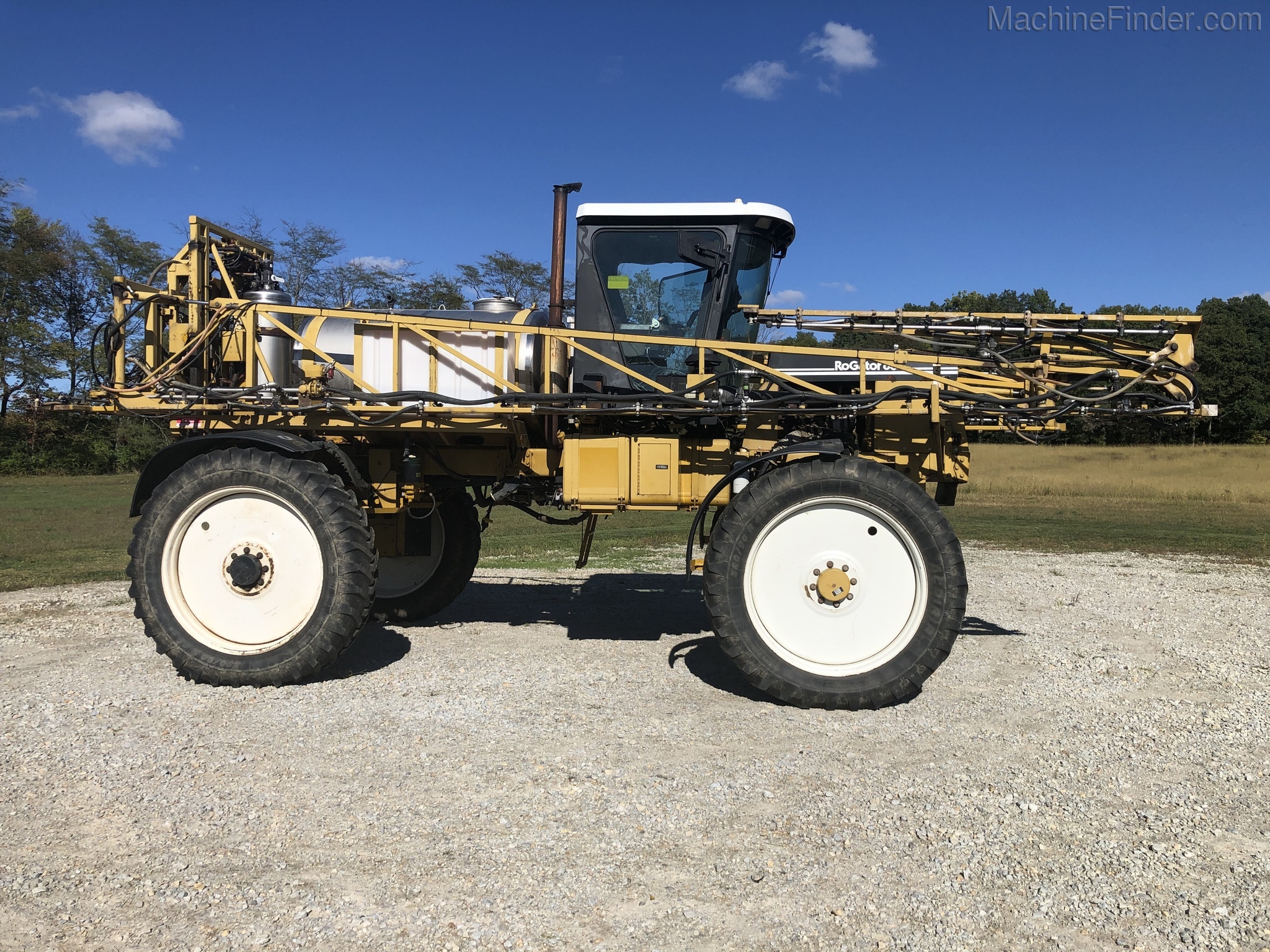 1998 RoGator 854 Image 4