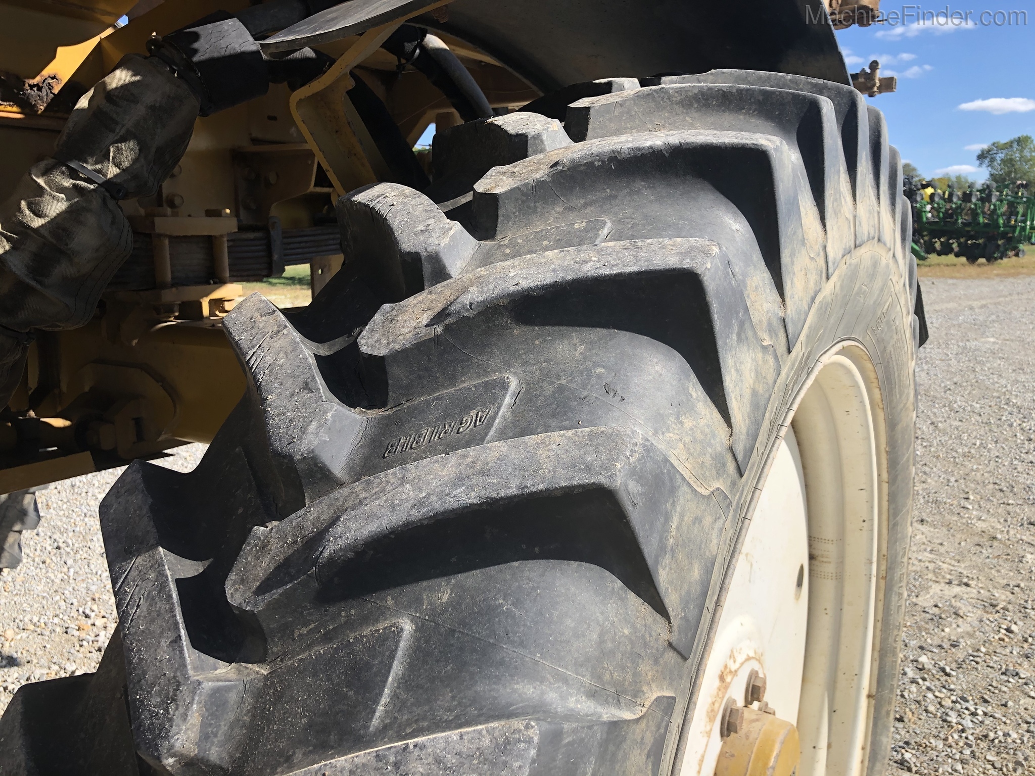 1998 RoGator 854 Image 10