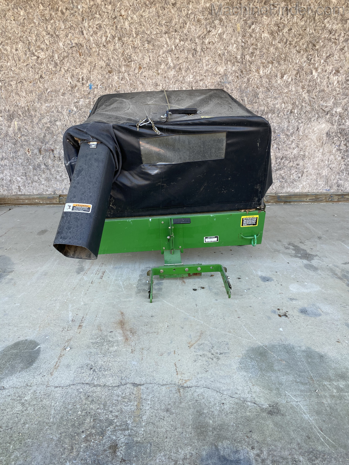 John Deere 519 bagger cart Image 6