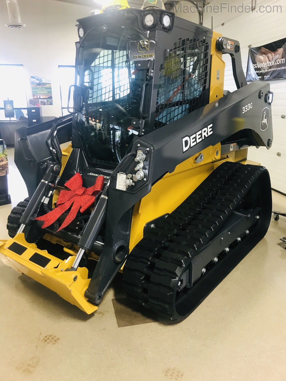 2020 John Deere 333G Image 1