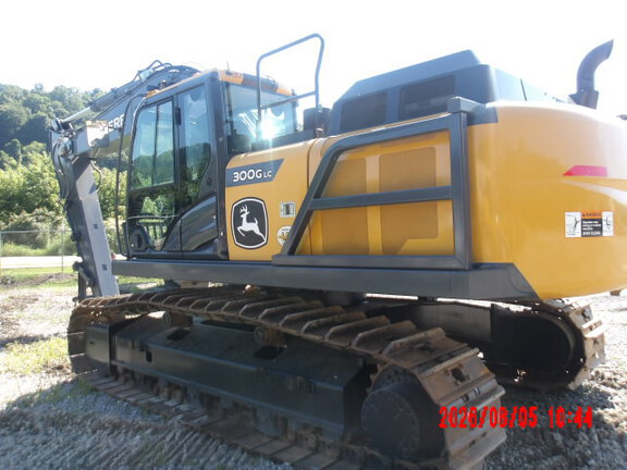 2022 John Deere 300GL